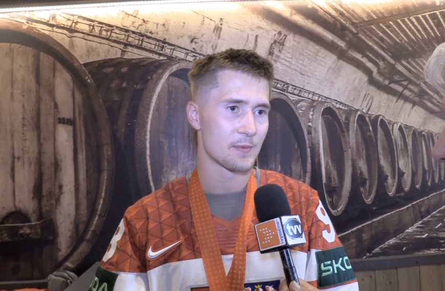 Představení medaile a poháru mistrů světa 2024