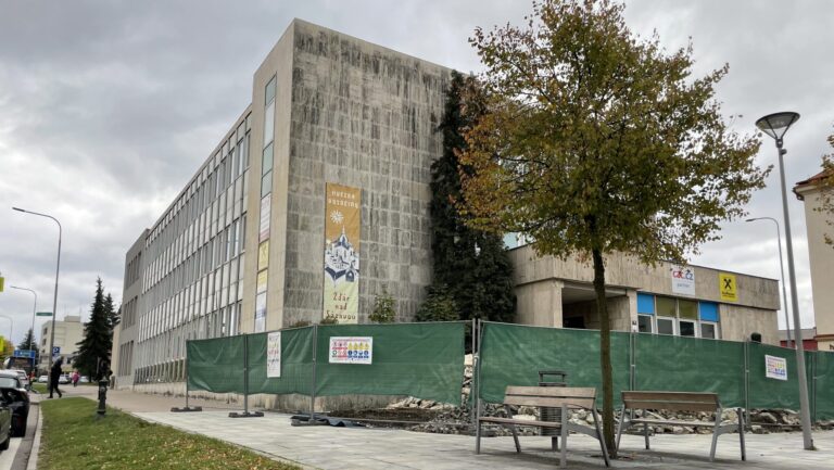 Rekonstukce bývalého městského úřadu ve Žďáře