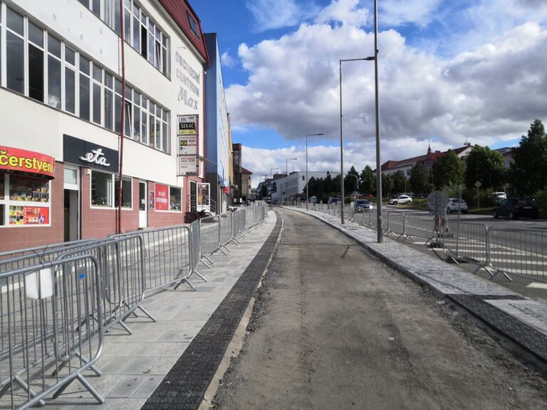Cyklostezka v centru Žďáru nad Sázavou