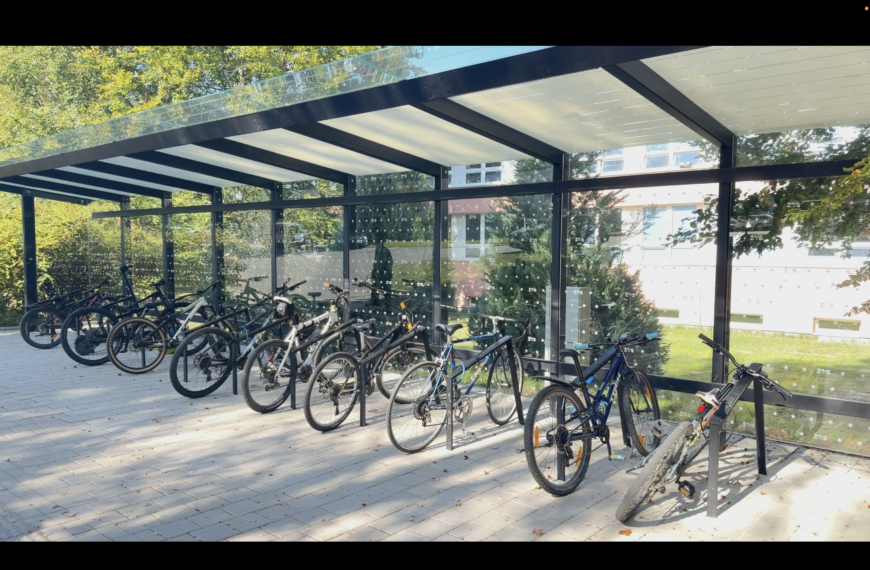 Vybudování cyklopřístřešků ve Žďáře je dalším bodem posílení zdejší cyklo-infrastruktury